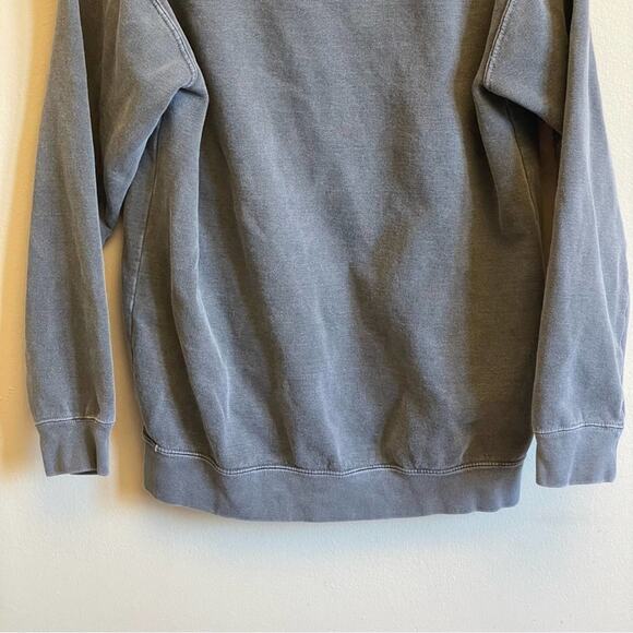 Comfort Colors M gray sweatshirt B&B est. 2022 - Picture 7 of 7